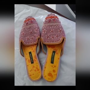 Rare Anthropologie Meher Kakalia Slip ons Wood bottom Size 38 8